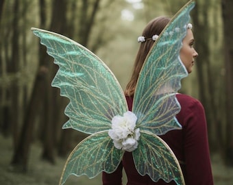 Iridescent Green Fairy Wings for Adults - Gothic Forest Spirit Accessories - Shimmering Elven Cosplay Wings - Medieval Fantasy Costume Gear
