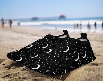 Night Sky Low Top Water Shoes