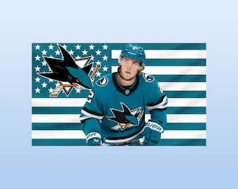 Tapiz de Will Smith con la bandera estadounidense – Arte mural de hockey de los San Jose Sharks – Decoración para dormitorio – Regalo para fans de la NHL