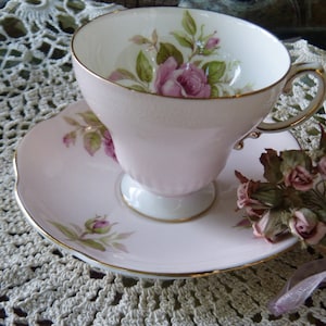 EB FOLEY Pink Floral Bouquets on a Pale Pink Corset Cup Shape, Beautiful Early Spring Floral Beauty ~ Made in England Circa 1948-1963