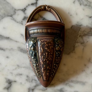 Roseville Pottery Florentine Wall Pocket