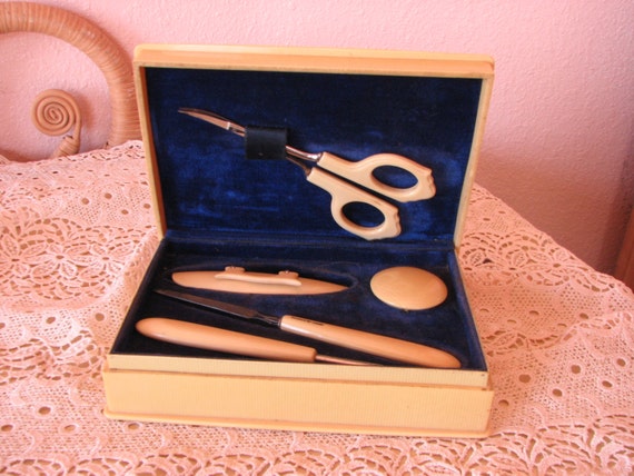 Celluloid Manicure Set in Case - image 2