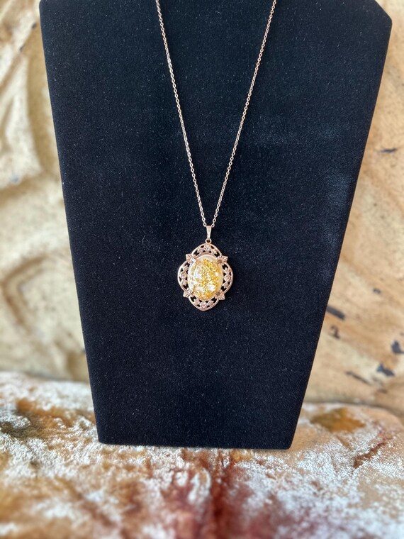 Gold Fleck Necklace View 4