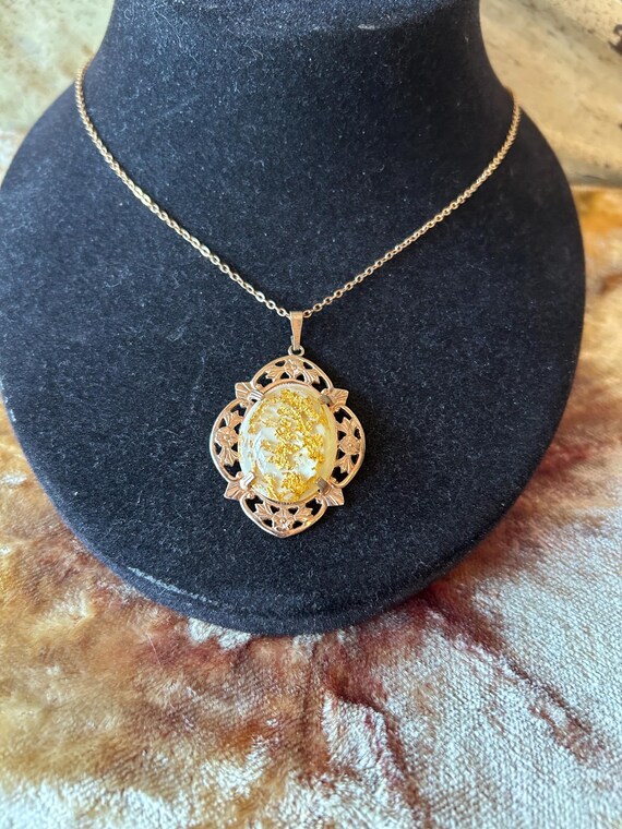 Gold Fleck Necklace