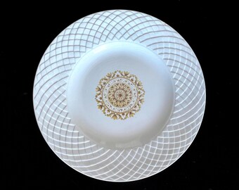 Vintage Gold Medallion Enoch Wedgwood Tunstall LTD. 10" Dinner Plate