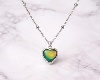 Stimmungs-Halskette mit Farbwechsel – Thermochromer Schmuck – Geschenk für Sie – Einzigartiger magischer Anhänger – Emotionale Medaillon-Halskette – Personalisierter Schmuck