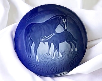 Mother’s Day Horse (Mare) and Colt 1972 Collectable Plate by Bing and Grondahl