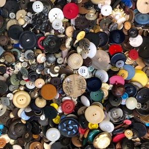 Vintage Button Lot, Random Lot of Buttons, Mixed Bag of Buttons, Miscellaneous Colors, Plastic, Metal, Shell, Perfect for Craft Projects image 5