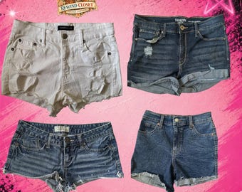 Women’s Shorts Bundle 4pc Aeropostale Levi’s Signature Denizen Mixed Sizes