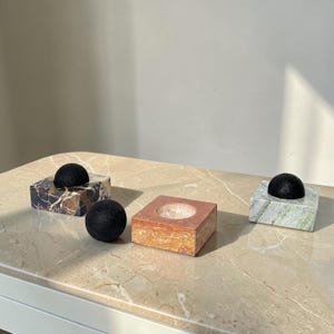 Duftspender aus Stein für ätherische Öle, Aromatherapie-Dekor aus Naturstein, Duftspender aus Lavastein, Dufthalter aus Marmor