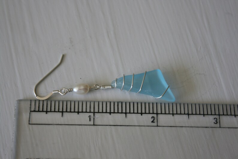 Blue Recycled Glass /& White Pearl Earrings