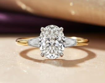14K Gelbgold Oval Lab-Grown Diamant Ring - 5.88 KT Oval mit Baguette Akzenten