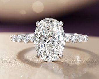 14K Weißgold Diamant Pavé Verlobungsring im Ovalschliff - 4.40 CT Lab-Grown