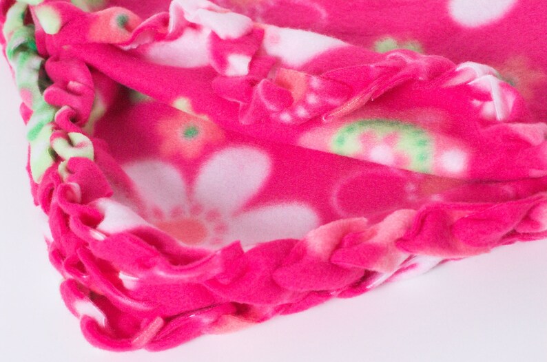 Braided Edge Throw Baby Gift Car Seat Blanket Stroller Blanket Pink Flower Fleece Baby Blanket