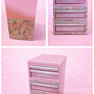 Caja de herramientas/maquillaje de metal con 3 cajones y diseño de camuflaje rosa degradado – Organizador Kobalt personalizado – Triple apilable