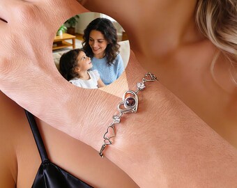 Custom Photo Projection Bracelet,Projection Picture Heart Bracelet,Anniversary Gift for Her,Bestfriend Gifts,Gifts for Mom Lover Girlfriend