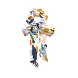 Versatile Floral Scarf Scrunchie with Tail for Multiple Hairstyles - Women's Convertible Fabric Hair Tie