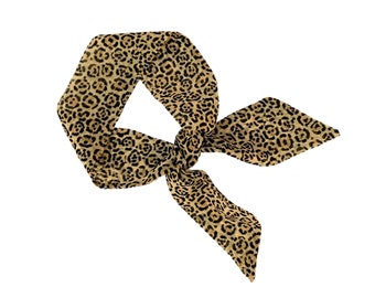 Short hair scarf. Animal printed fabric hair tie for ponytail, bun, top knot or handbag. Small, skinny neck scarf for women. Ready to Ship