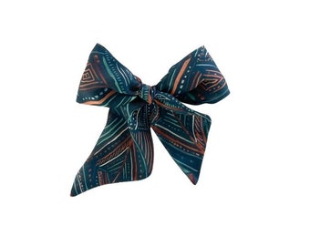 Short Hair Bow Hair Tie. Small Fabric Hair Tie for Ponytail, Bun or Handbag. Cute Fashion Accent. Ready to Ship