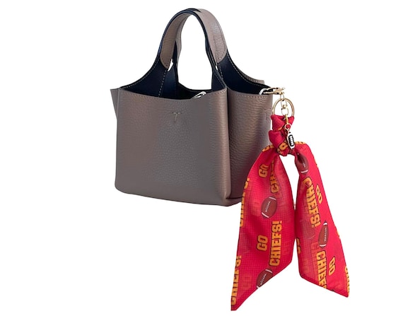 KC Chiefs Scarf Keychain including Football Charm. Gift for Fans -  Ready to Ship