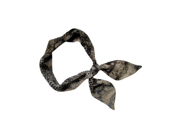 Short hair scarf. Fabric hair tie for ponytail, bun, braid or handbag. Small, skinny animal print women's neck scarf. Ready to Ship