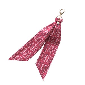Ohio State University Scarf Keychain including Letter "O" Charm. Gift and Gear for Fans, Students & Alumni - Ready to Ship imagem 2