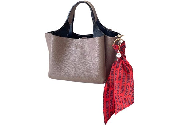 University of Virginia Scarf Keychain including Letter "V" Charm. Gift for Fans, Students & Alumni -  Ready to Ship