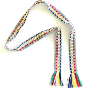 Cinturón tipo pareo tejido estilo boho con flecos coloridos - Cinturón ajustable de tela, accesorio de moda para festivales, regalo para ella. imagen 3
