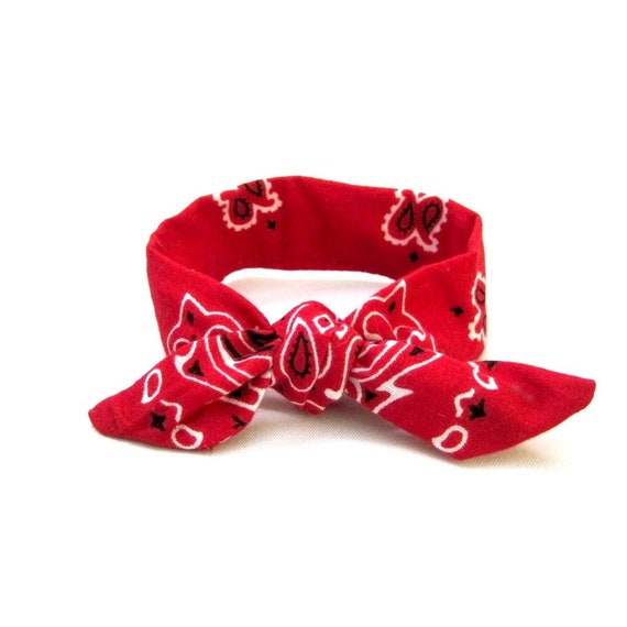 Red bandana wire hair tie. Mini dolly bow with wire for bun or ponytail. Rockabilly or western country girl hair accessory.