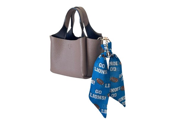Detroit Lions Football Scarf Keychain with Charm - Fan Gift, Tailgate Accessory, NFL Team Merchandise