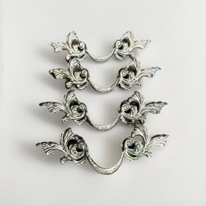 VTG French Provincial Drawer Pull Handles Set of 4 Shabby Chic Hardware