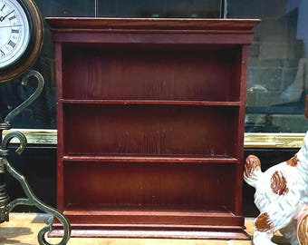 Vintage Wood Curio Display Shelf Wall Hanging Miniature Collectibles 3 Tier Shelf