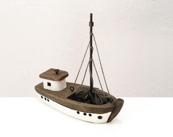 Beach Decor, Driftwood Decorative Boat Figurine Rustic Style by SEASTYLE
