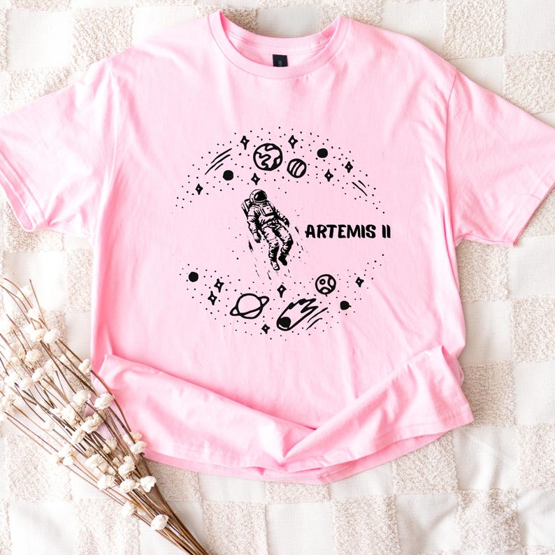 Artemis II Shirt,NASA Space Shirt,Astronomy Gift,Gift For Astronomy Fans Youth Adults,Artemis 2 shirt,Science Shirt,Space Shirt zdjęcie 5