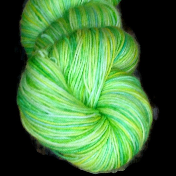 Yellow Green Superwash Merino Fingering Yarn Green Hand Dyed Etsy