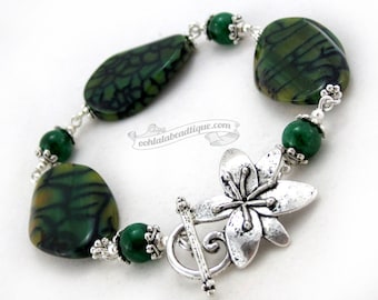 Green Dragon's Vein Agate Bracelet green agate bracelet birthstone jewelry gemstone bracelet statement bracelet green bead bracelet gift