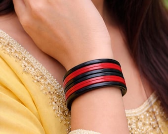 Set di bracciali fatti a mano da 1000 lakh / Chuda nuziale indiana rossa e verde