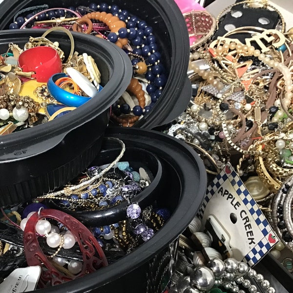 Grab bag, mystery lot ! 3 lbs! FREE US SHIPPING vintage jewelry to now necklaces, bracelets, earrings craft parts beads misc stuff