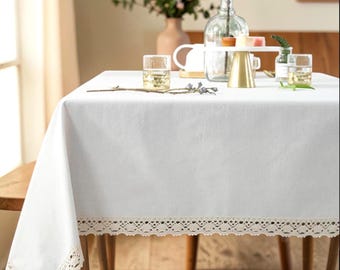 Rechteckige Tischdecke aus 100% Baumwolle mit Spitzenbesatz im europäischen Stil