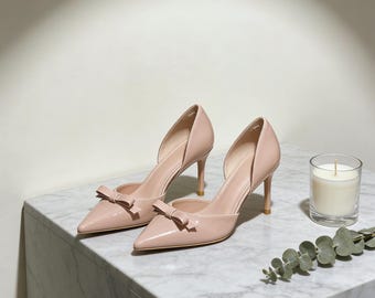 Solette personalizzate, Décolleté con tacco a spillo e punta affusolata in vernice nude con fiocco D'Orsay / Scarpe da sposa / Scarpe da sera