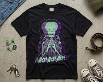 T-shirt con grafica marziana / Mostro fantascientifico retrò Marte attacca alieno