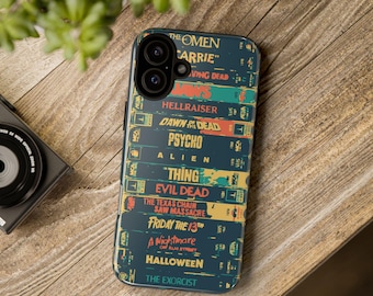 Horrorfilm VHS Spine Stack Handyhülle | Robuste Hülle