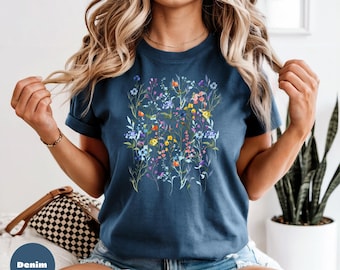 Camiseta con estampado de flores silvestres Comfort Colors, camiseta floral estilo cottagecore
