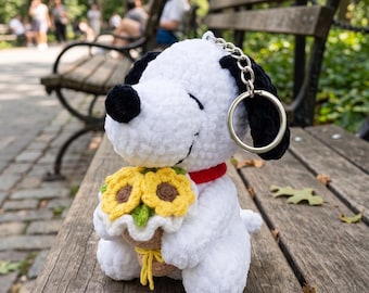 Snoopy Amigurumi Keychain, Handmade Crochet Snoopy Holding Sunflower Bouquet, Cute Dog Bag Charm, Personalized Puppy Gift for Flower Lovers
