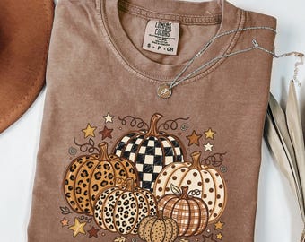 Comfort Colors® Fall Pumpkin T-Shirt, Leopard Autumn Fall TShirt, Trendy Thanksgiving Tee, Women Polka Dot Pumpkins Shirts, Spooky Season