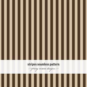 Könnte beinhalten: Ein nahtloses Muster mit sich wiederholenden vertikalen Streifen in abwechselndem Dunkelbraun und hellem Beige. Ein weißes horizontales Band im unteren Bereich zeigt den schwarzen Text stripes seamless pattern und spring aurora designs.