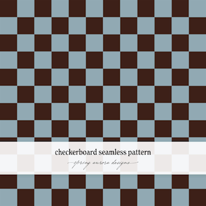 Op de afbeelding: Een naadloos dambordpatroon met afwisselende donkerbruine en lichtblauwe vierkanten. Een horizontale witte band over het onderste gedeelte toont de zwarte tekst checkerboard seamless pattern en spring aurora designs.