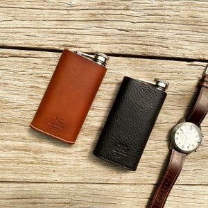 Fiaschetta da tasca vintage in pelle fatta a mano da 150 ml, in acciaio inox 304, con cuciture italiane, ideale come regalo per i testimoni dello sposo.