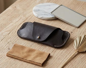 Handmade Leather Sunglasses Case, Vintage Oversized Glasses Pouch, Italian Cowhide Eyewear Sleeve, Slim Soft Holder Gift