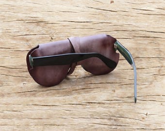 Vintage Leather Glasses Case, Handmade Fog Wax Sunglasses Pouch, Wraparound Soft Eyeglass Sleeve, Patina Leather Gift